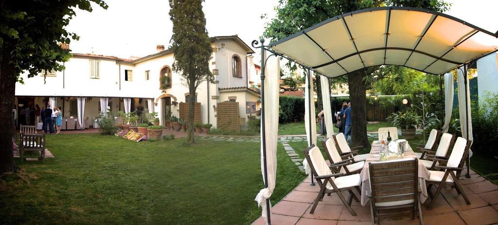 ホテル La Bussola Da Gino クアッラータ エクステリア 写真